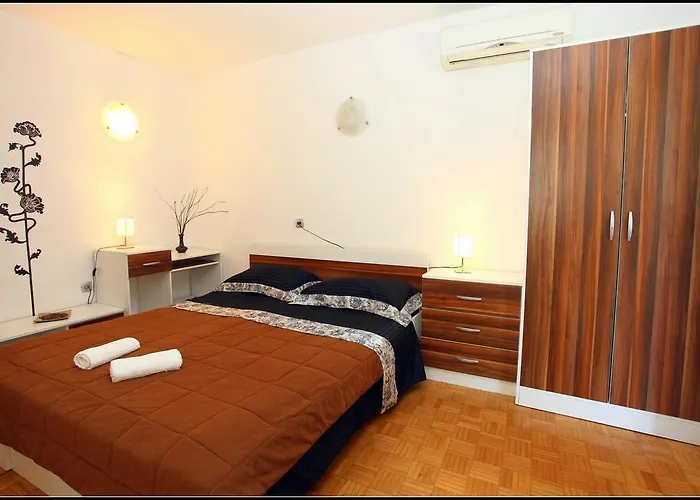 招待所 Champagne Vp